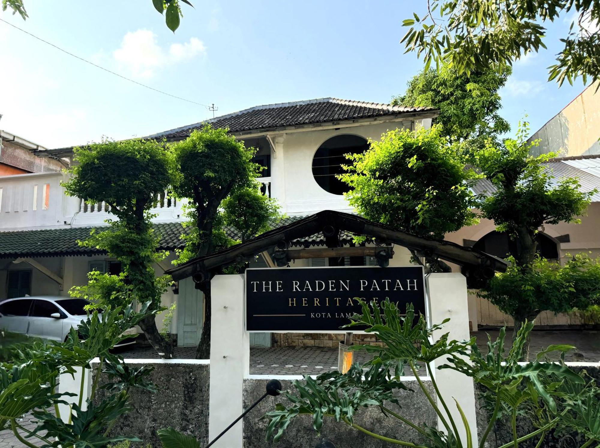 The Raden Patah Heritage Kota Lama Семаранг Экстерьер фото