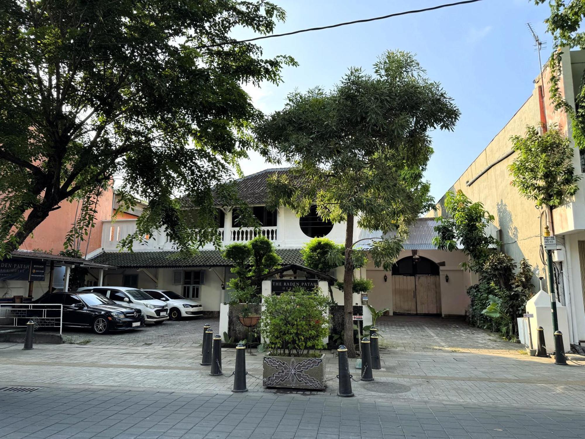 The Raden Patah Heritage Kota Lama Семаранг Экстерьер фото